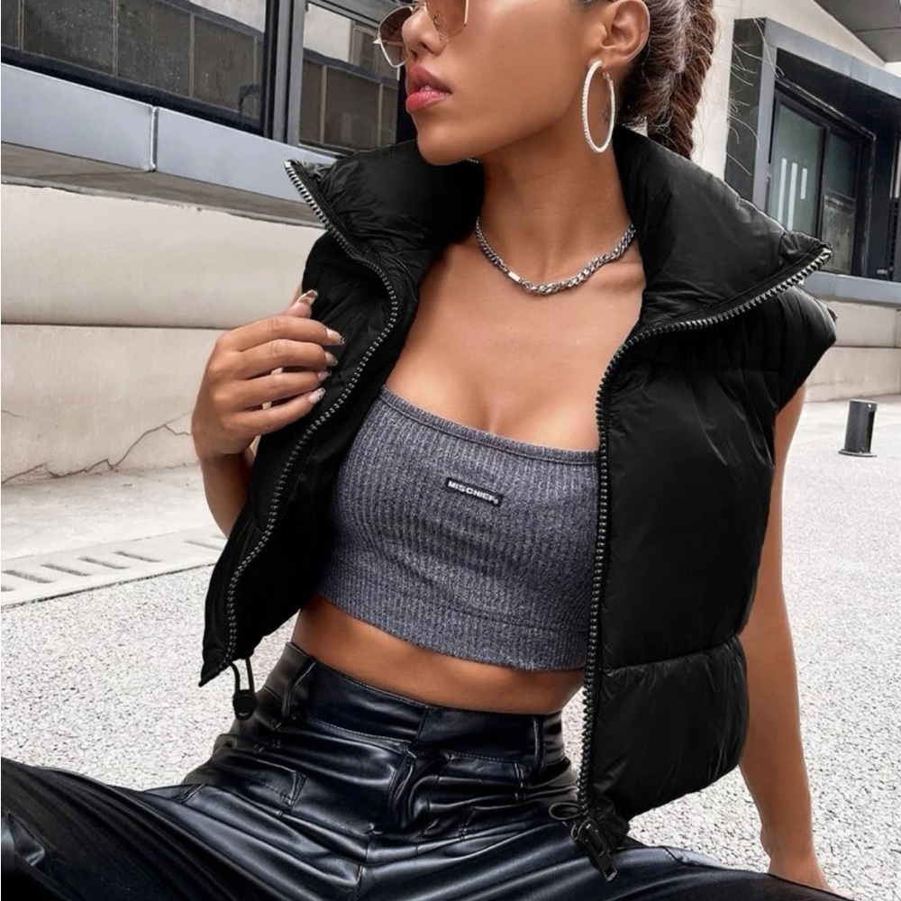 Shein Cropped Puffer Vest - Picture 2 of 11
